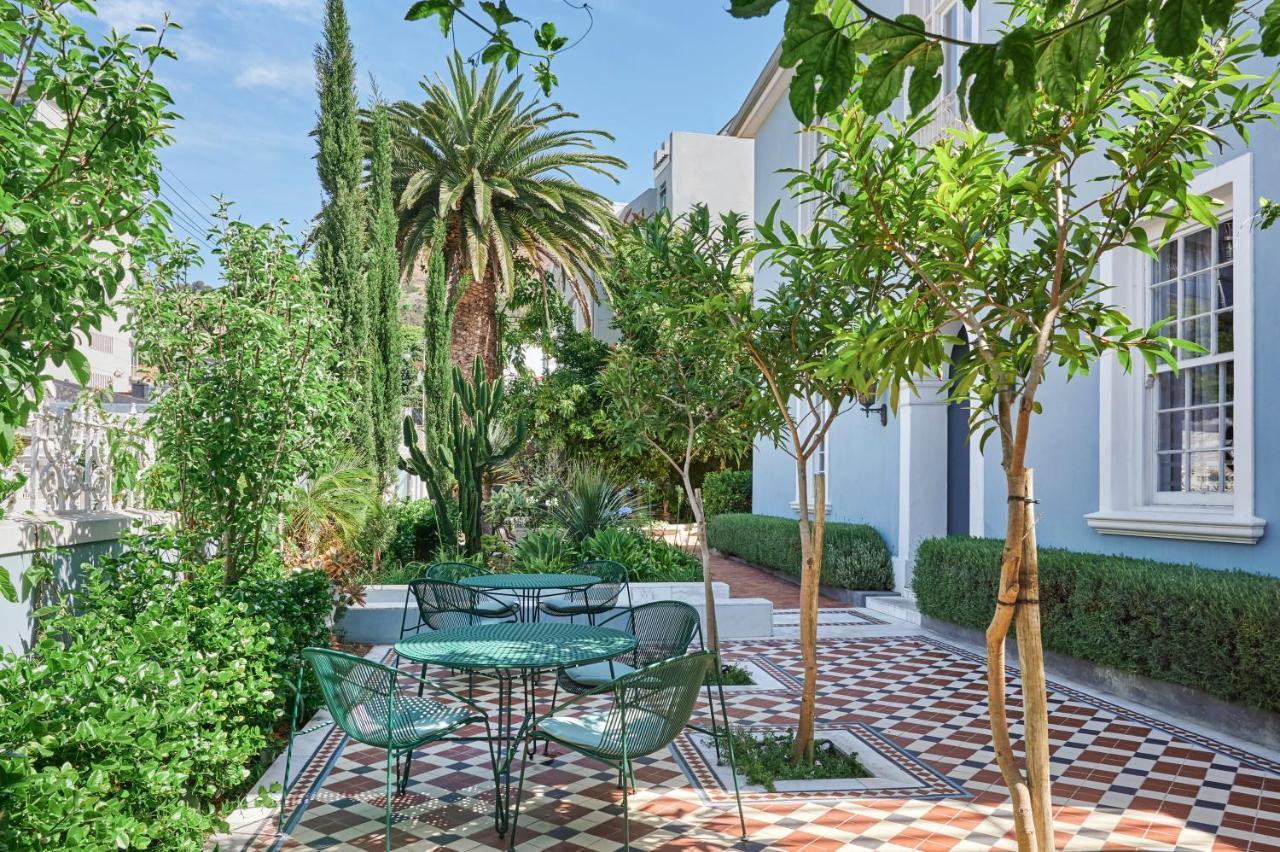 Harpers House 4*